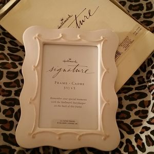 New! -Hallmark Picture Frame